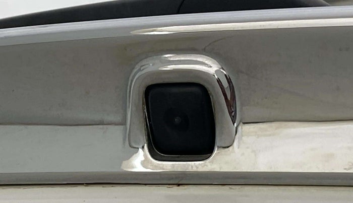 2018 Maruti Baleno ALPHA PETROL 1.2, Petrol, Manual, 76,649 km, Parking Camera
