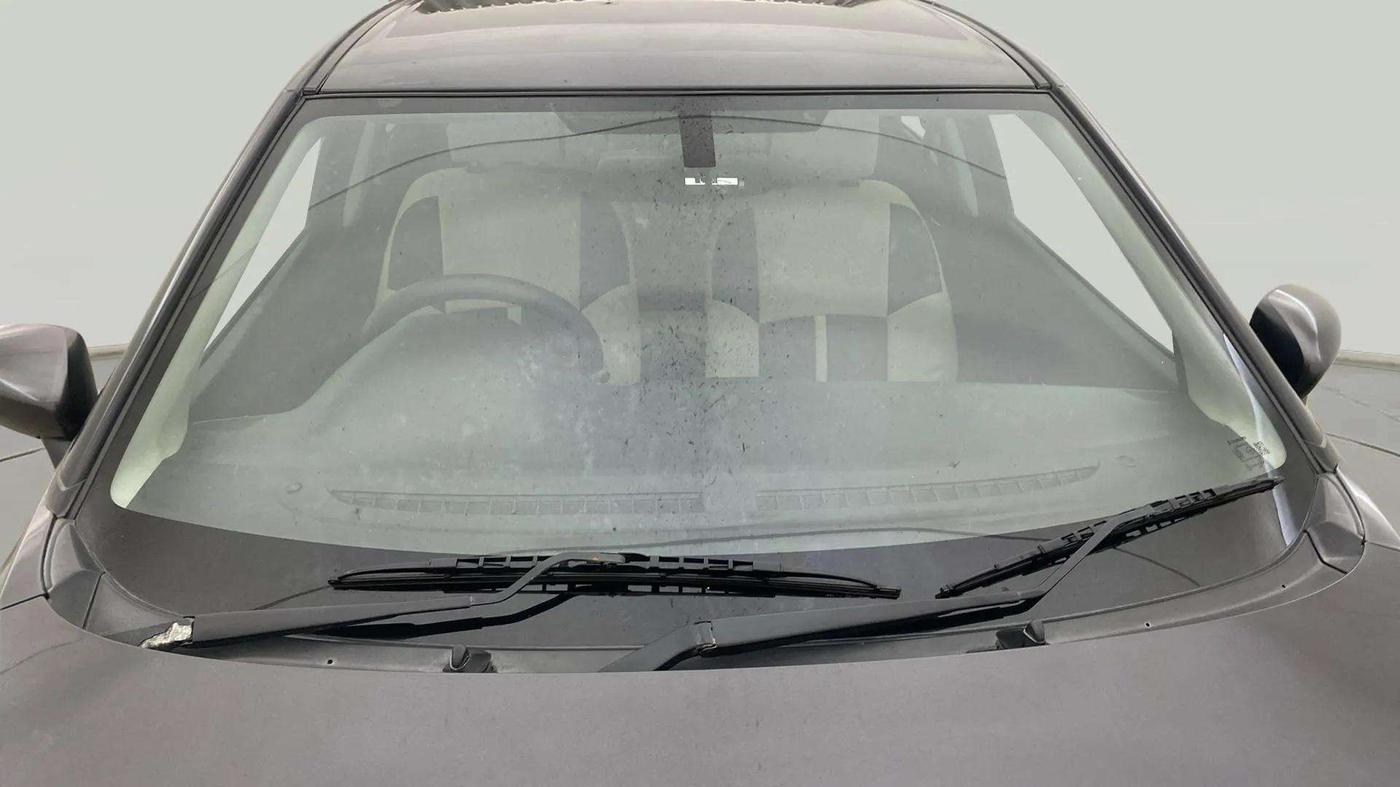 2017 Maruti Baleno ZETA CVT PETROL 1.2, Petrol, Automatic, 52,592 km, Front Windshield