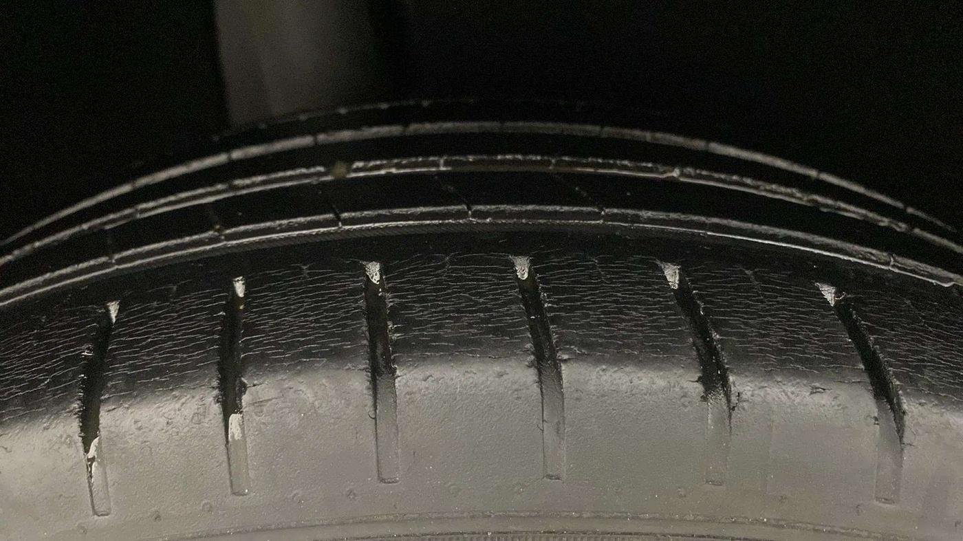 2017 Maruti Baleno ZETA CVT PETROL 1.2, Petrol, Automatic, 52,592 km, Right Rear Tyre Tread