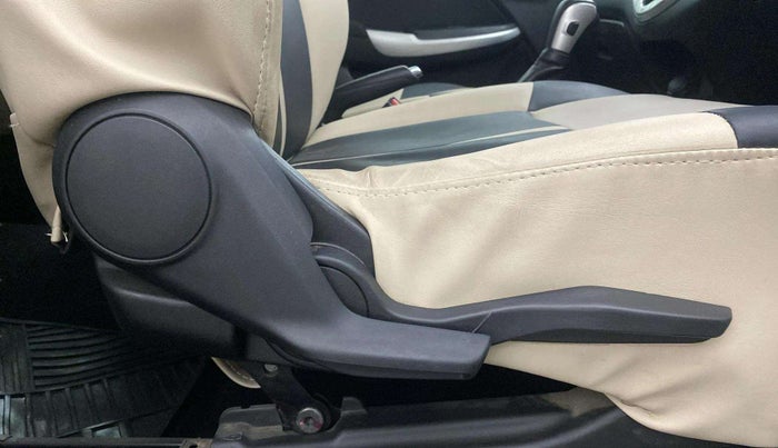 2017 Maruti Baleno ZETA CVT PETROL 1.2, Petrol, Automatic, 52,075 km, Driver Side Adjustment Panel