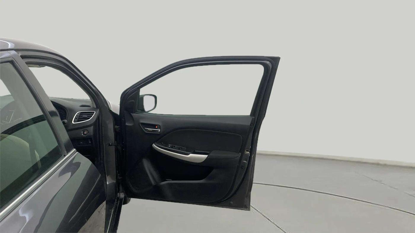 2017 Maruti Baleno ZETA CVT PETROL 1.2, Petrol, Automatic, 52,592 km, RHS Front Door