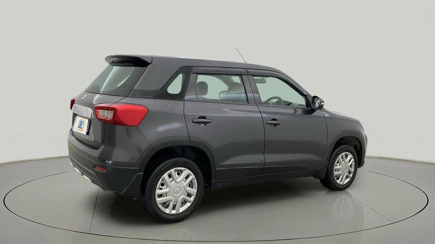 2021 Maruti Vitara Brezza LXI, Petrol, Manual, 27,313 km, Right Back Diagonal