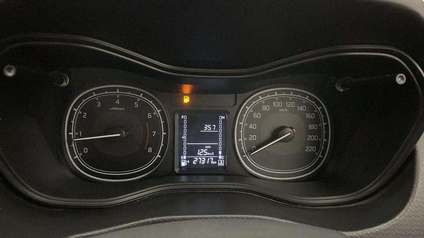 2021 Maruti Vitara Brezza LXI, Petrol, Manual, 27,313 km, Odometer Image