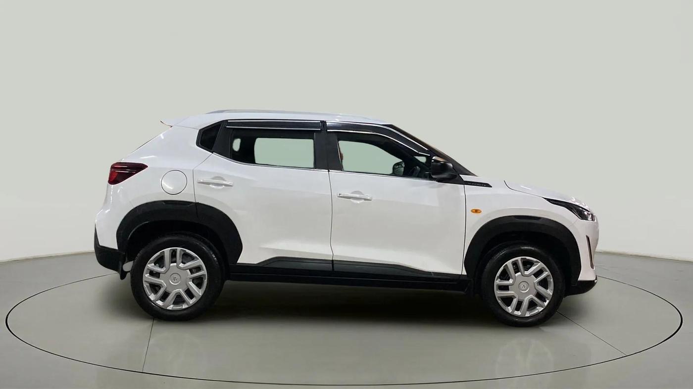 2023 Nissan MAGNITE XE, Petrol, Manual, 3,133 km, Right Side View