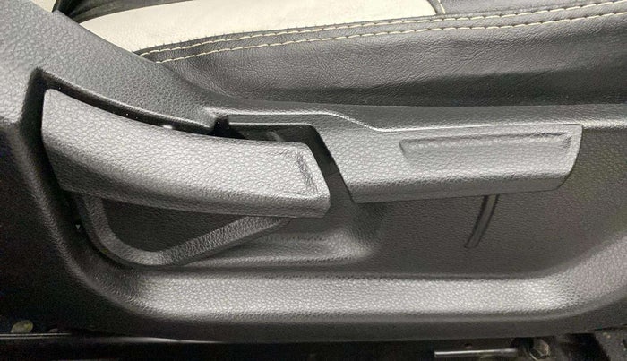 2021 KIA SONET HTK PLUS 1.0 DCT, Petrol, Automatic, 28,275 km, Driver Side Adjustment Panel