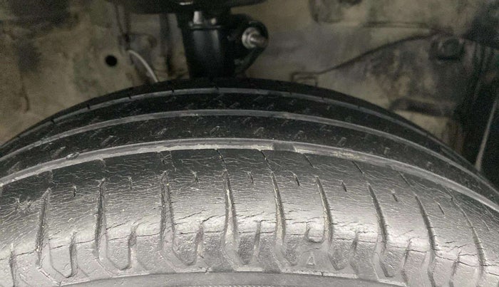 2016 Honda Amaze 1.2L I-VTEC SX, Petrol, Manual, 96,976 km, Right Front Tyre Tread