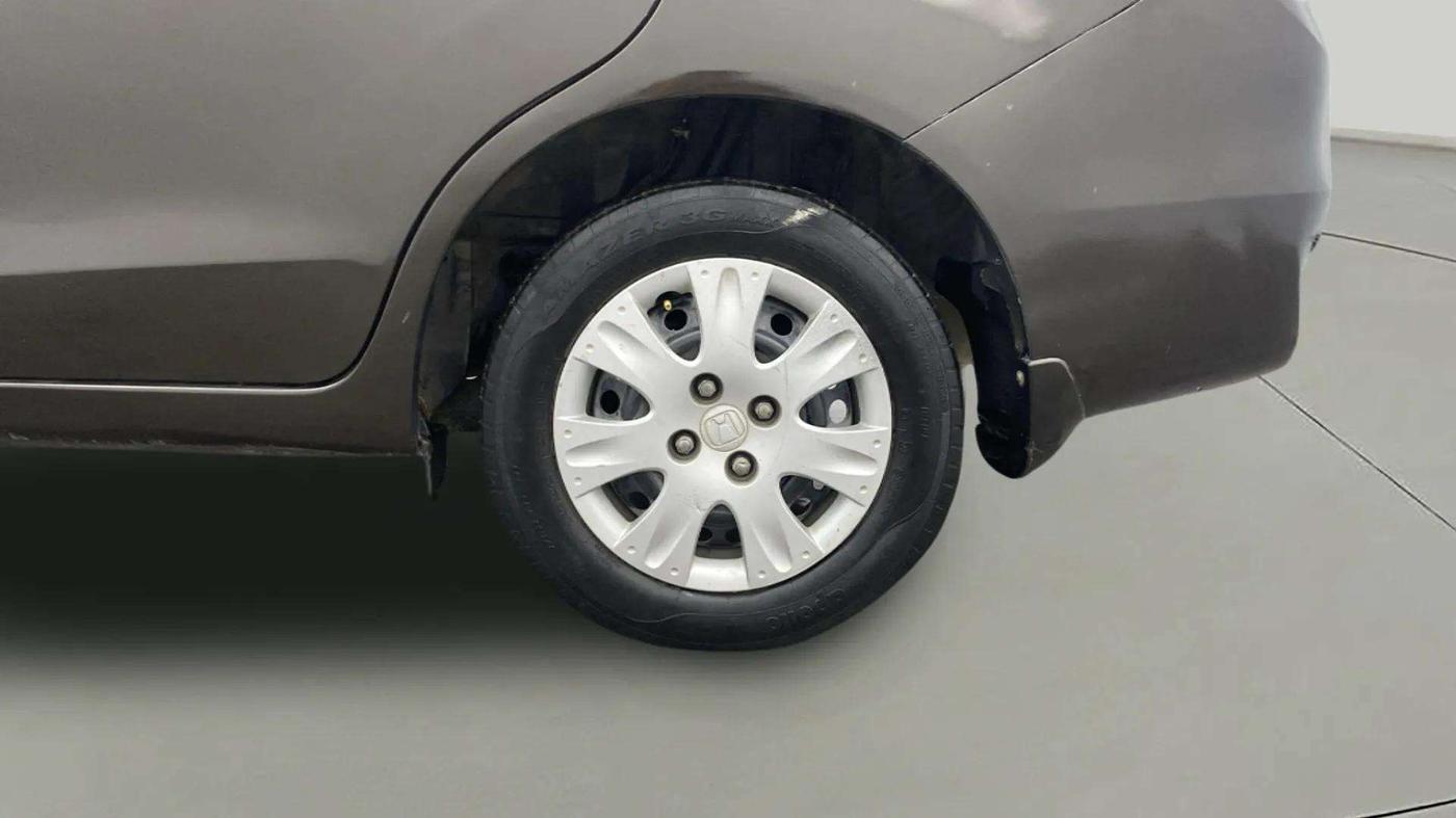 2016 Honda Amaze 1.2L I-VTEC SX, Petrol, Manual, 96,976 km, Left Rear Wheel