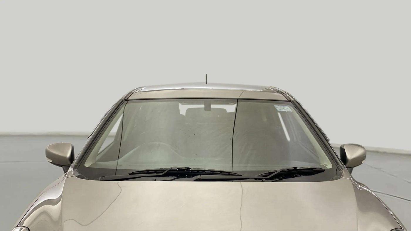 2019 Toyota Glanza G, CNG, Manual, 70,150 km, Front Windshield