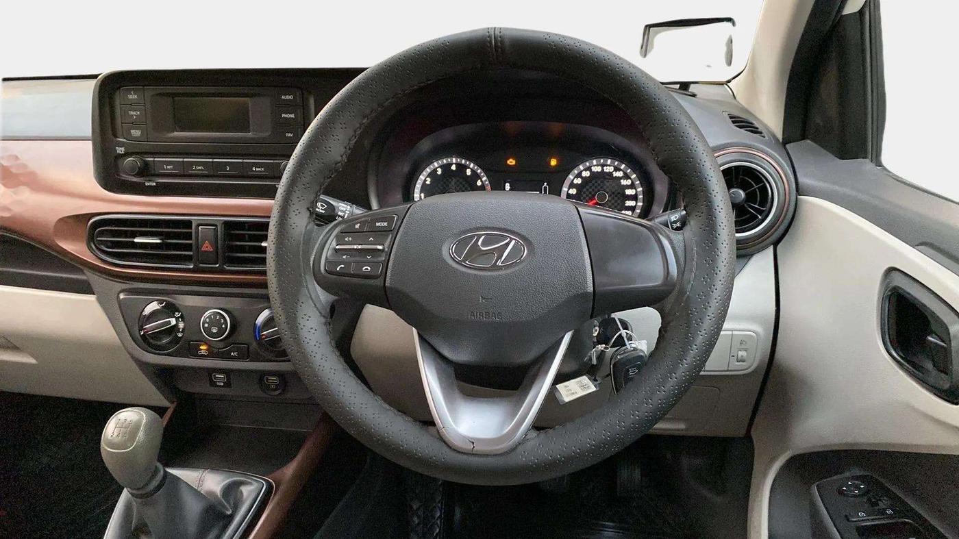 2022 Hyundai AURA S 1.2, Petrol, Manual, 17,605 km, Steering Wheel Close Up