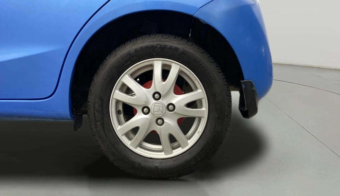 2013 Honda Brio VX MT, Petrol, Manual, 38,584 km, Left Rear Wheel
