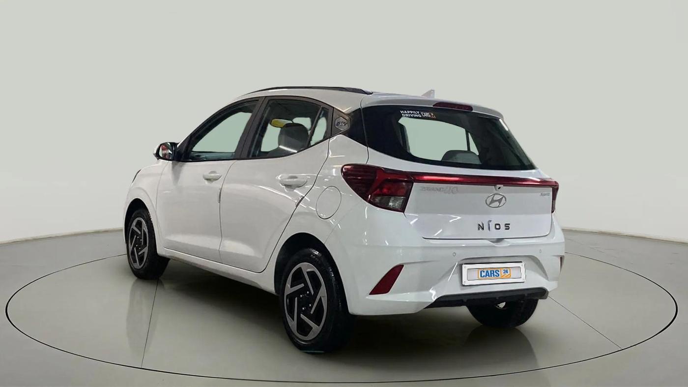 2023 Hyundai GRAND I10 NIOS SPORTZ 1.2 KAPPA VTVT CNG, CNG, Manual, 7,689 km, Left Back Diagonal