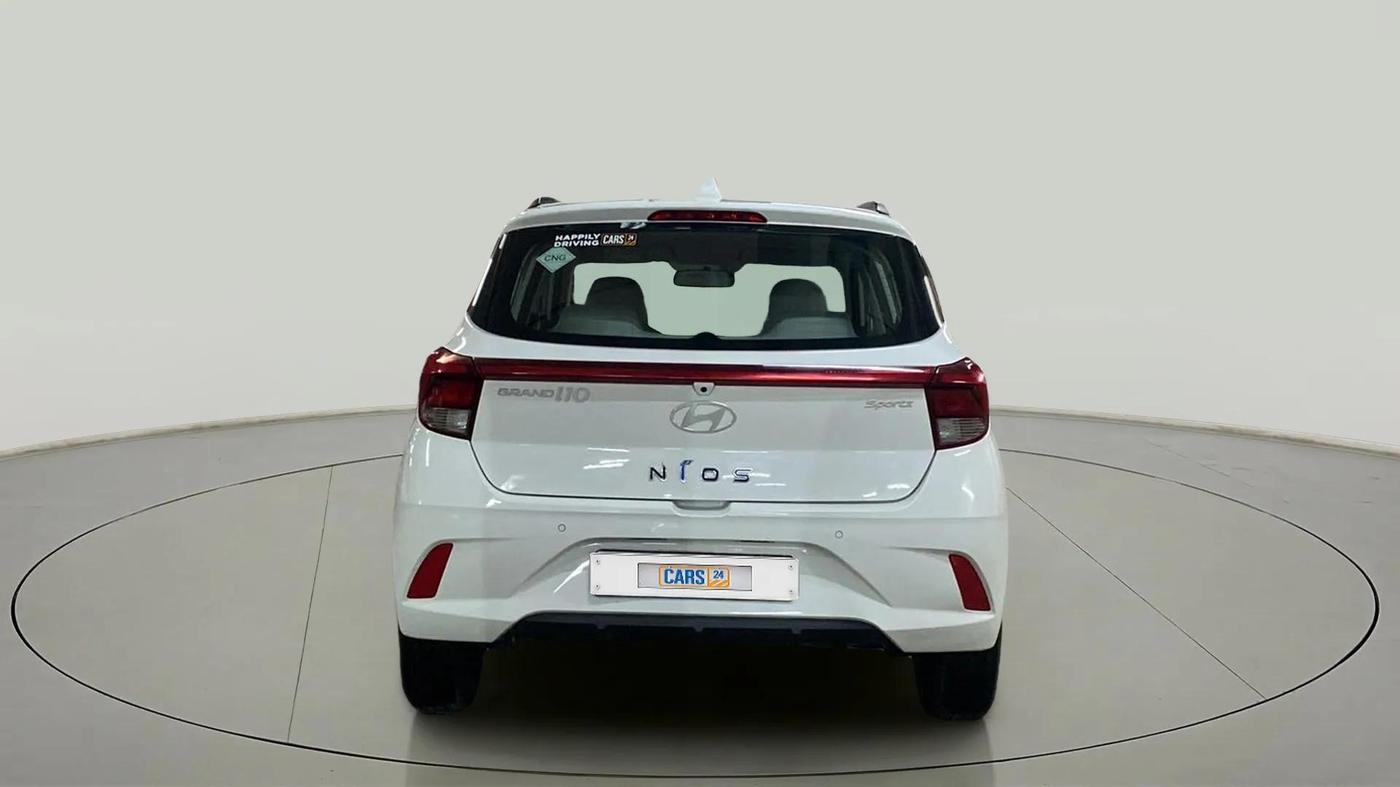 2023 Hyundai GRAND I10 NIOS SPORTZ 1.2 KAPPA VTVT CNG, CNG, Manual, 7,689 km, Back/Rear