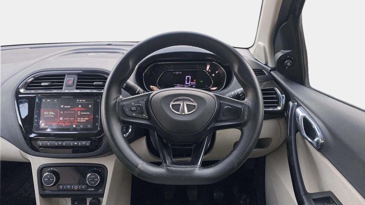 2022 Tata TIGOR XZ PLUS PETROL, Petrol, Manual, 46,225 km, Steering Wheel Close Up