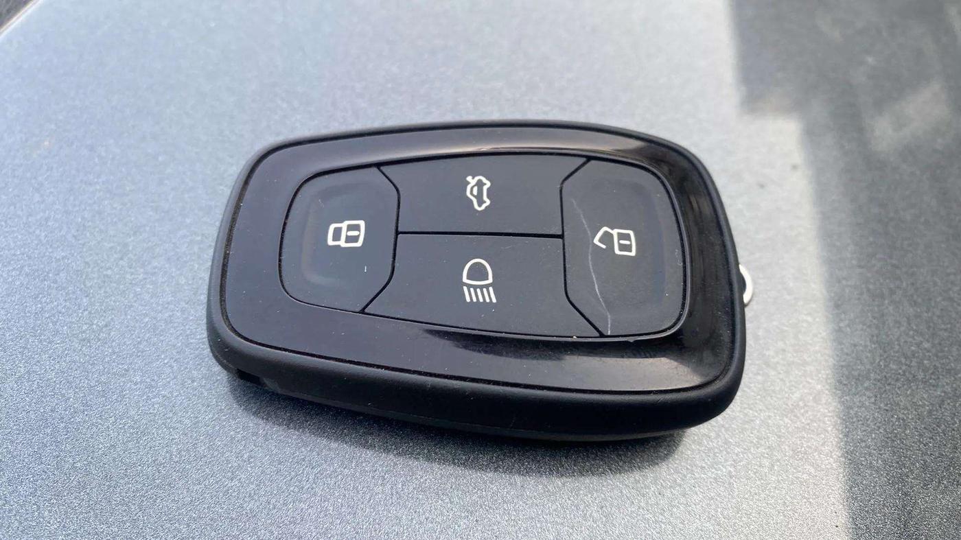 2022 Tata TIGOR XZ PLUS PETROL, Petrol, Manual, 46,225 km, Key Close Up