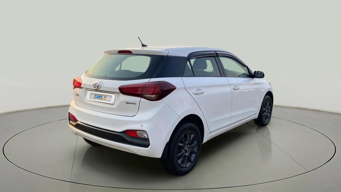 2019 Hyundai Elite i20 SPORTZ PLUS 1.2, Petrol, Manual, 21,717 km, Right Back Diagonal