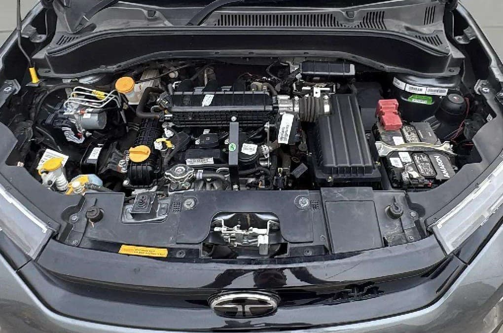 2024 Tata PUNCH PURE MT, Petrol, Manual, 14,344 km, Engine View