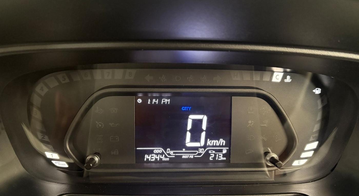 2024 Tata PUNCH PURE MT, Petrol, Manual, 14,344 km, Odometer Image