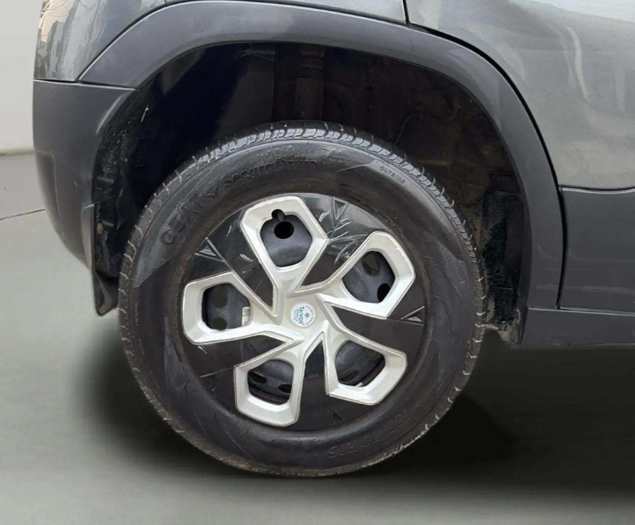 2024 Tata PUNCH PURE MT, Petrol, Manual, 14,344 km, Right Rear Wheel