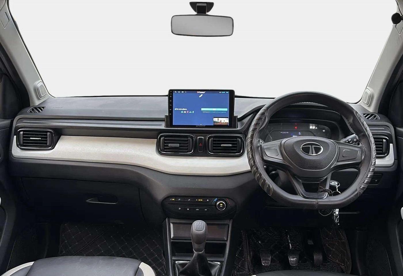 2024 Tata PUNCH PURE MT, Petrol, Manual, 14,344 km, Dashboard
