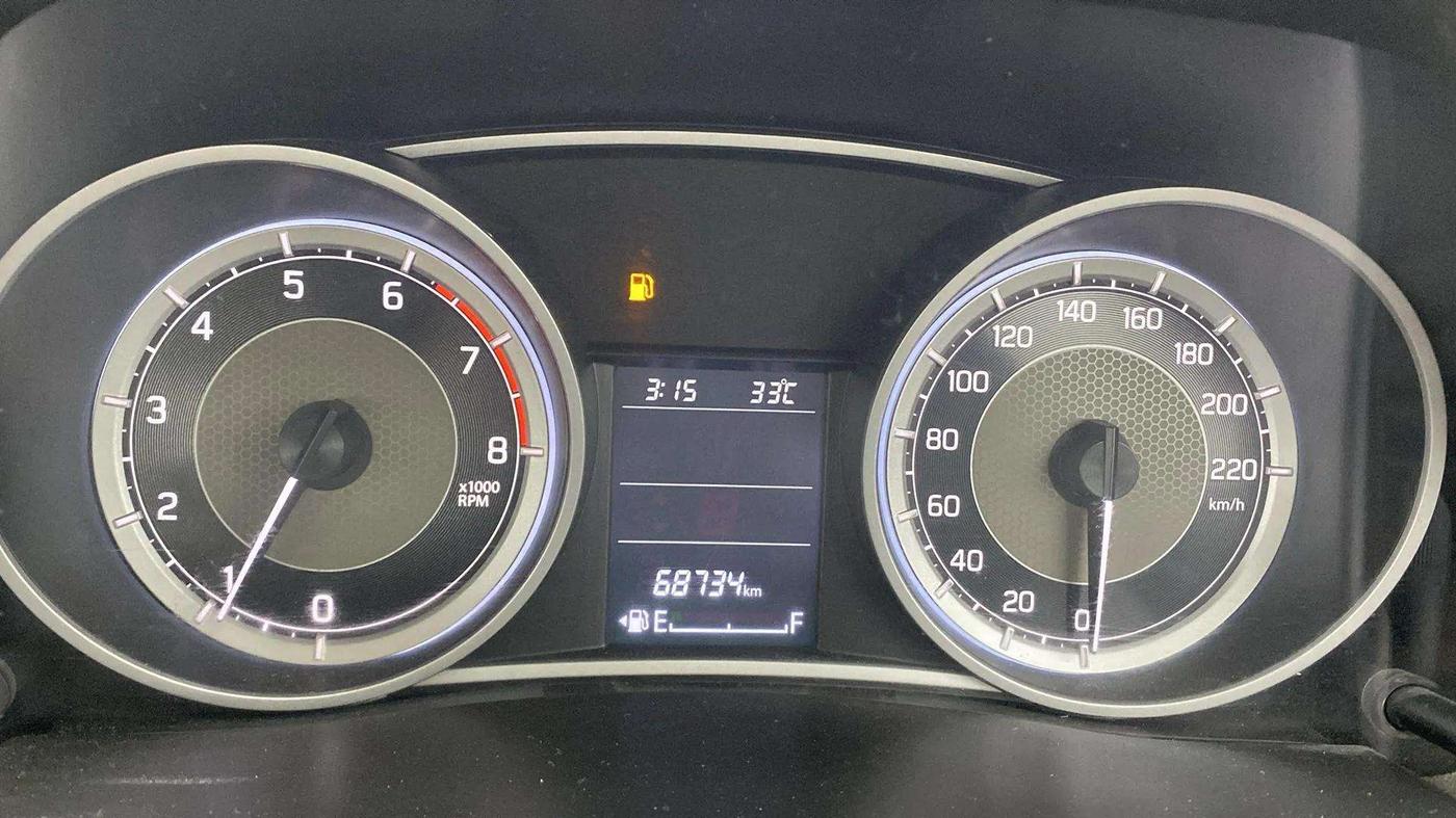 2023 Maruti Dzire ZXI, Petrol, Manual, 68,892 km, Odometer Image