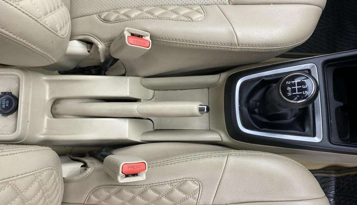2023 Maruti Dzire ZXI, Petrol, Manual, 68,731 km, Gear Lever