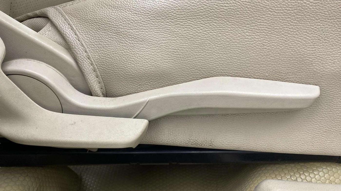 2023 Maruti Dzire ZXI, Petrol, Manual, 68,892 km, Driver Side Adjustment Panel