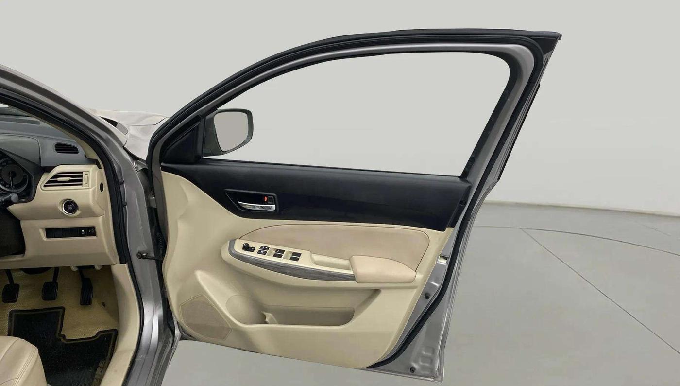 2023 Maruti Dzire ZXI, Petrol, Manual, 68,892 km, RHS Front Door
