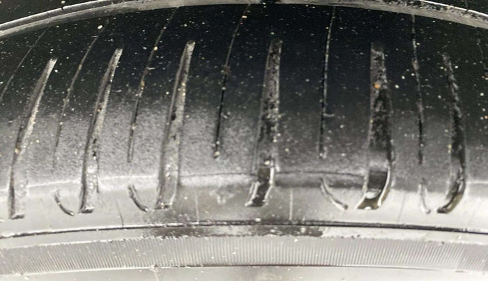 2023 Maruti Dzire ZXI, Petrol, Manual, 68,731 km, Left Rear Tyre Tread