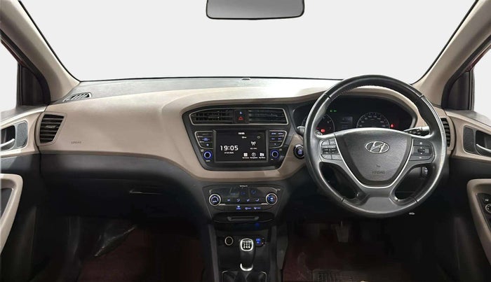 2018 Hyundai Elite i20 ASTA 1.2 (O), Petrol, Manual, 26,208 km, Dashboard
