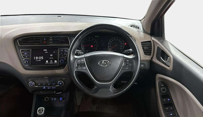 2018 Hyundai Elite i20 ASTA 1.2 (O), Petrol, Manual, 26,208 km, Steering Wheel Close Up