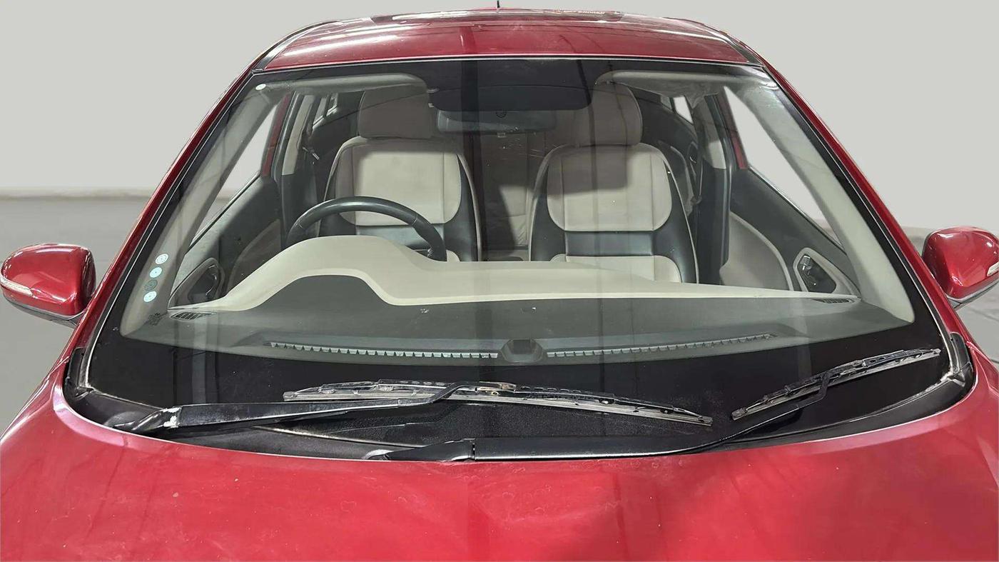 2018 Hyundai Elite i20 ASTA 1.2 (O), Petrol, Manual, 26,208 km, Front Windshield