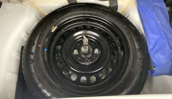 2021 Maruti S PRESSO VXI, Petrol, Manual, 28,400 km, Dicky (Boot door) - Jack missing