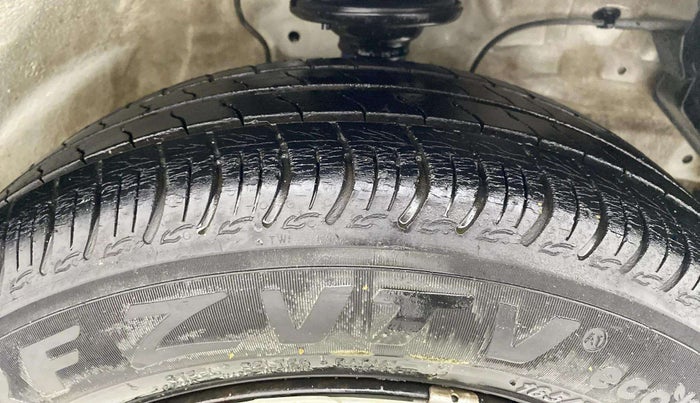 2021 Maruti S PRESSO VXI, Petrol, Manual, 28,400 km, Right Front Tyre Tread