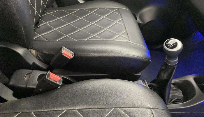 2014 Maruti Wagon R 1.0 VXI, Petrol, Manual, 32,683 km, Gear Lever