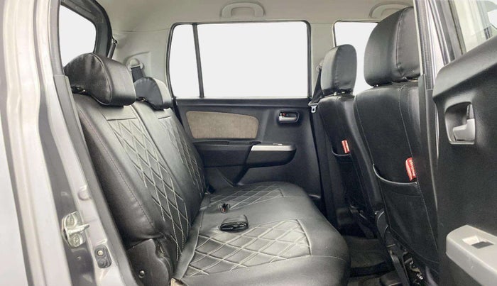 2014 Maruti Wagon R 1.0 VXI, Petrol, Manual, 32,683 km, Right Side Rear Door Cabin