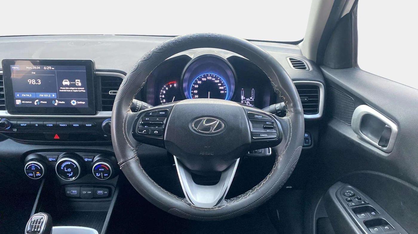 2021 Hyundai VENUE SX 1.0 TURBO, Petrol, Manual, 84,820 km, Steering Wheel Close Up