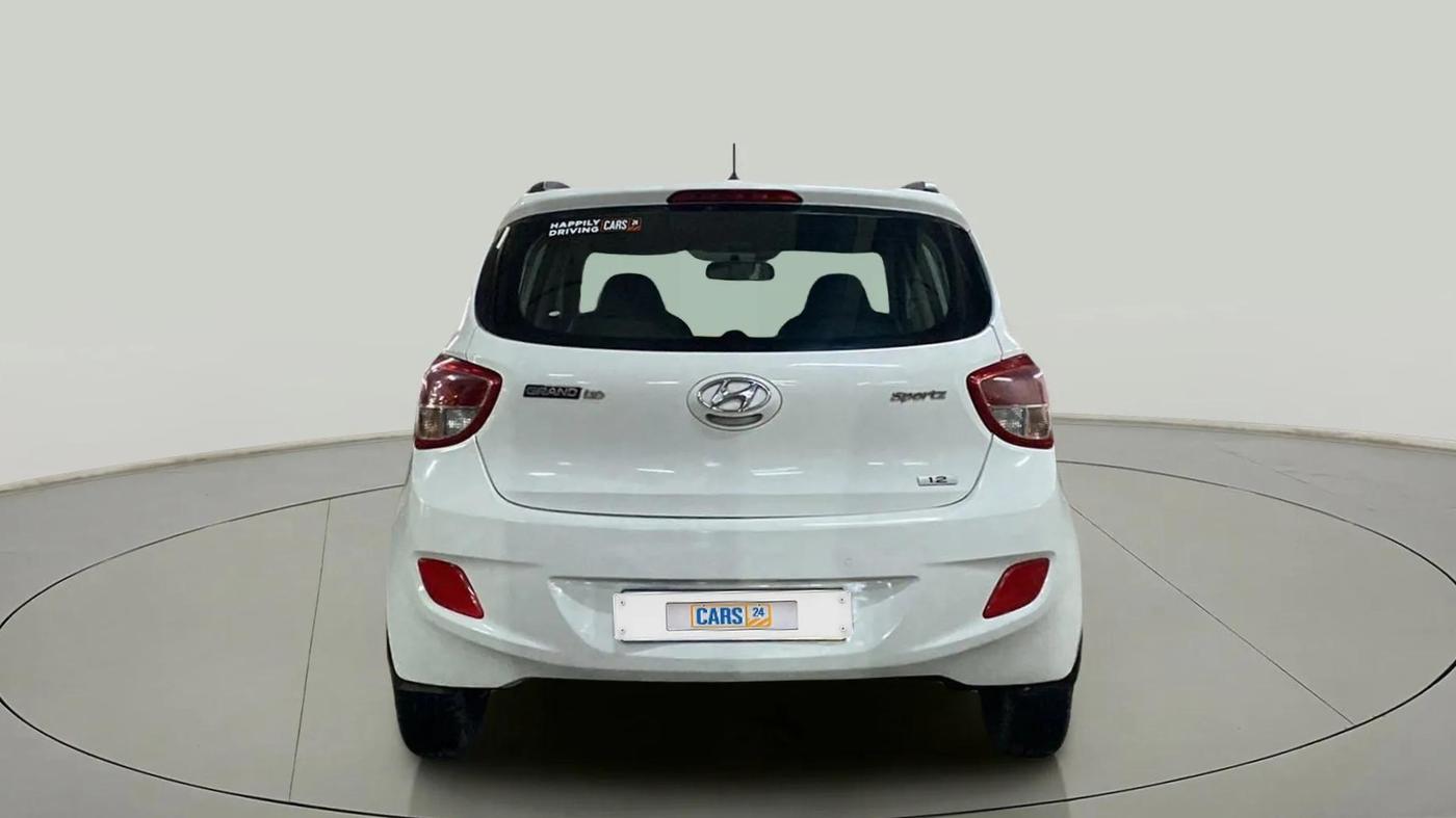 2016 Hyundai Grand i10 SPORTZ 1.2 KAPPA VTVT, Petrol, Manual, 68,485 km, Back/Rear