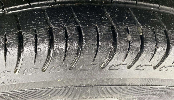 2022 Maruti S PRESSO VXI (O) AMT, Petrol, Automatic, 52,136 km, Left Front Tyre Tread