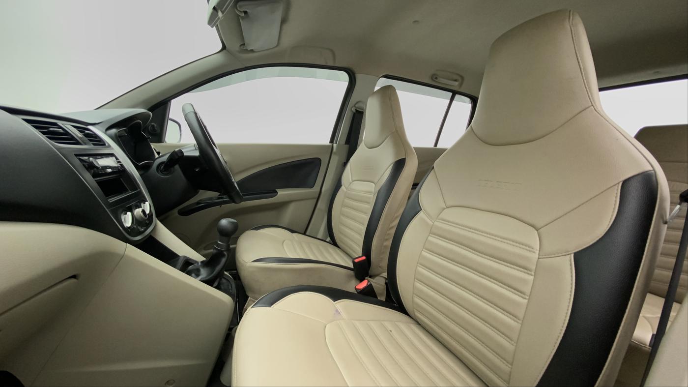 2016 Maruti Celerio VXI CNG D, CNG, Manual, 41,313 km, Right Side Front Door Cabin