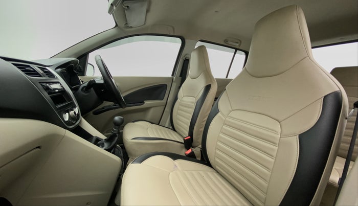 2016 Maruti Celerio VXI CNG D, CNG, Manual, 41,313 km, Right Side Front Door Cabin