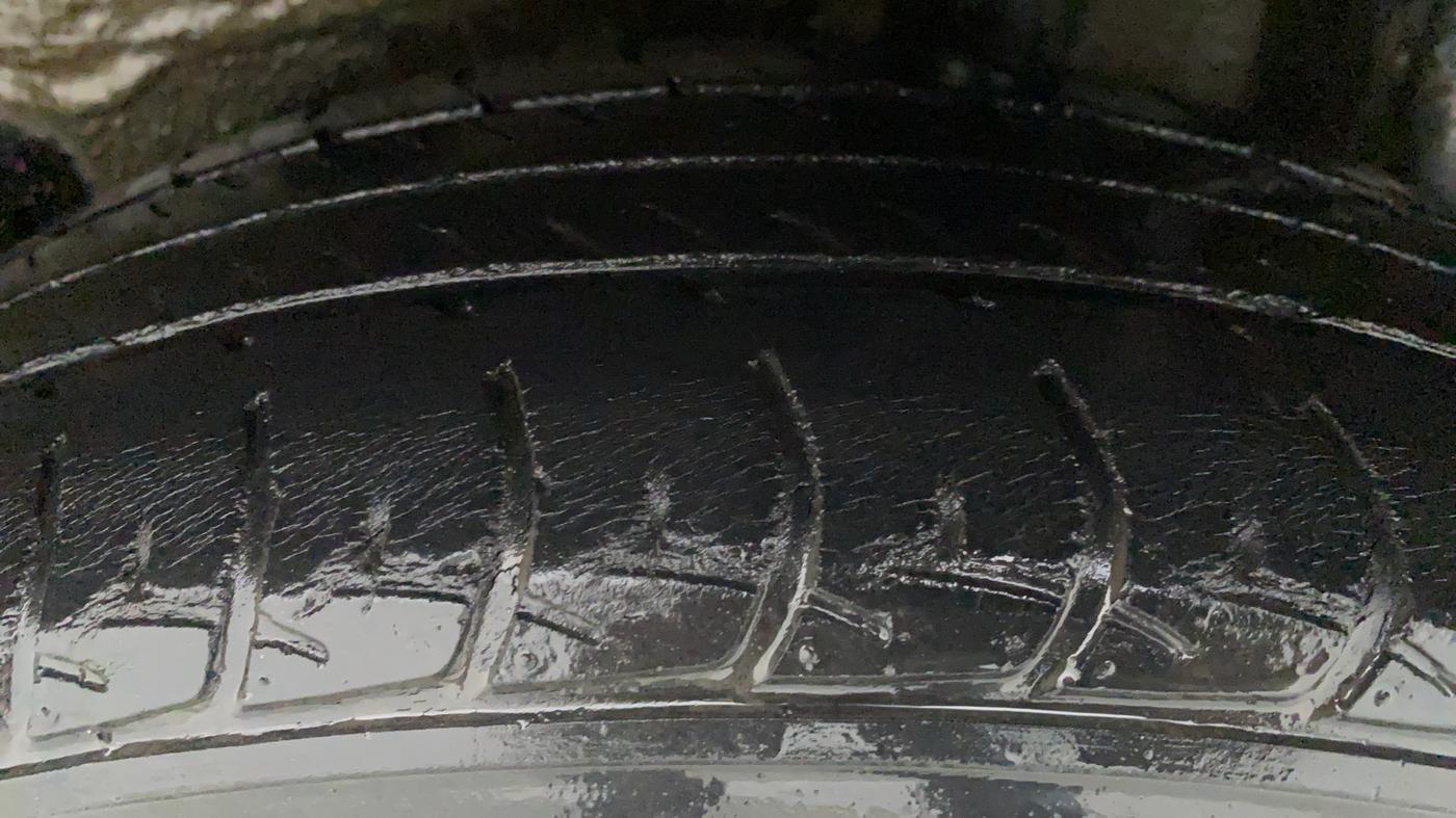 2016 Maruti Celerio VXI CNG D, CNG, Manual, 41,313 km, Left Rear Tyre Tread