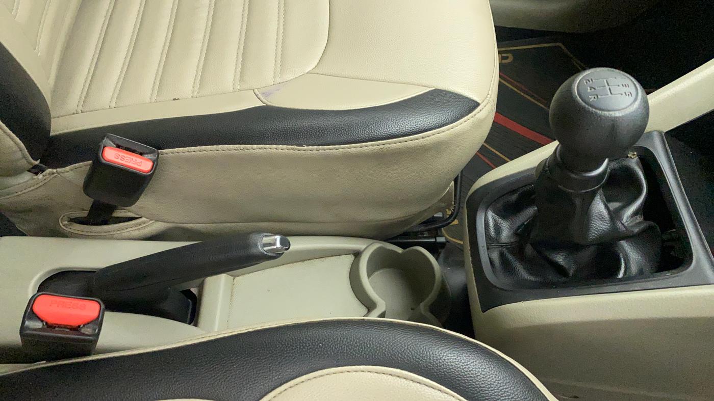 2016 Maruti Celerio VXI CNG D, CNG, Manual, 41,313 km, Gear Lever