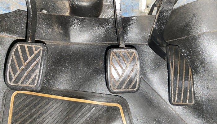 2016 Maruti Celerio VXI CNG D, CNG, Manual, 41,313 km, Pedals