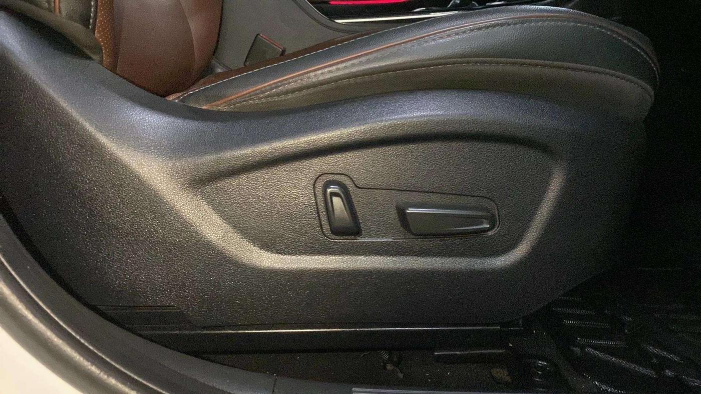 2021 Hyundai ALCAZAR PLATINUM (O) 6STR 2.0 AT, Petrol, Automatic, 49,941 km, Driver Side Adjustment Panel