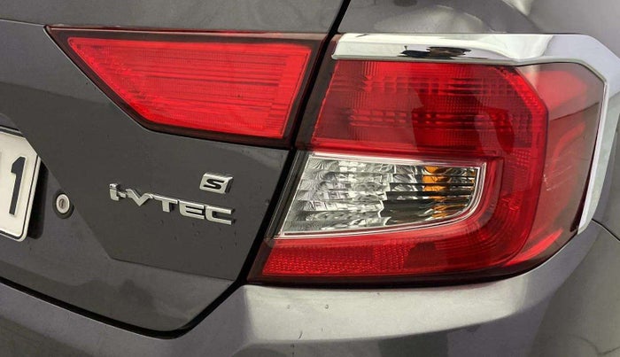 2020 Honda Amaze 1.2L I-VTEC S, Petrol, Manual, 32,095 km, Right tail light - Minor scratches