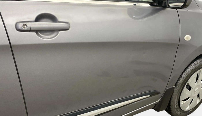 2019 Maruti Celerio VXI CNG, CNG, Manual, 13,671 km, Driver-side door - Slightly dented