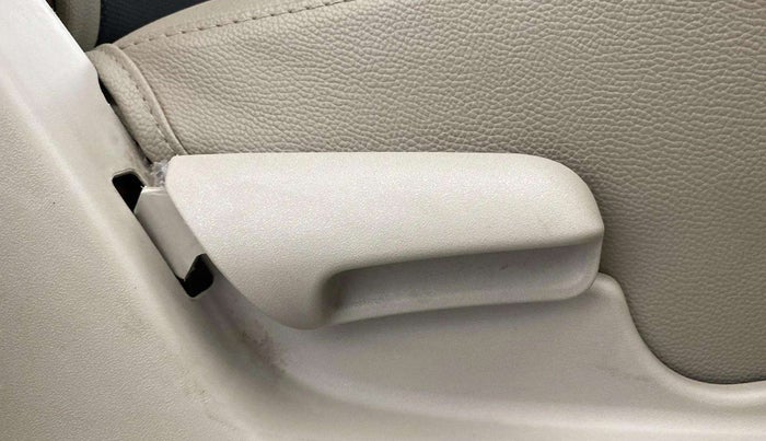 2019 Maruti Celerio VXI CNG, CNG, Manual, 13,671 km, Driver Side Adjustment Panel