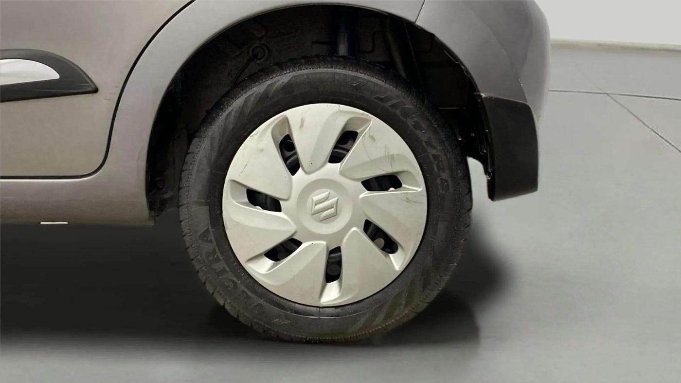 2019 Maruti Celerio VXI CNG, CNG, Manual, 13,788 km, Left Rear Wheel