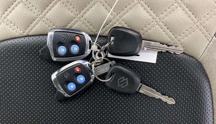 2019 Maruti Celerio VXI CNG, CNG, Manual, 13,671 km, Key Close Up