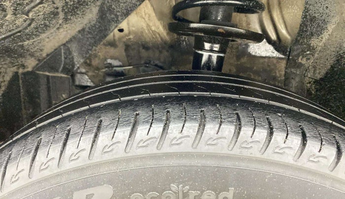 2020 Maruti Vitara Brezza VXI, Petrol, Manual, 40,367 km, Left Front Tyre Tread